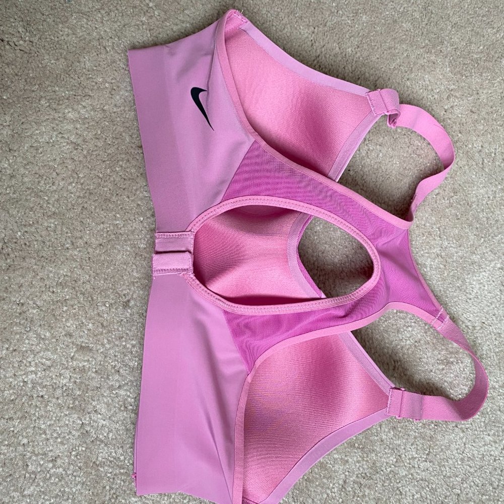 Nike Sports Bra Size S - Picture 5 of 7